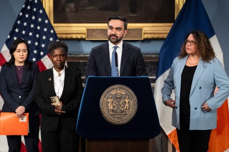 NYC Cold Deaths Reach 13 as Deep Freeze Grips City NYC Cold Deaths Reach 13 as Deep Freeze Grips City