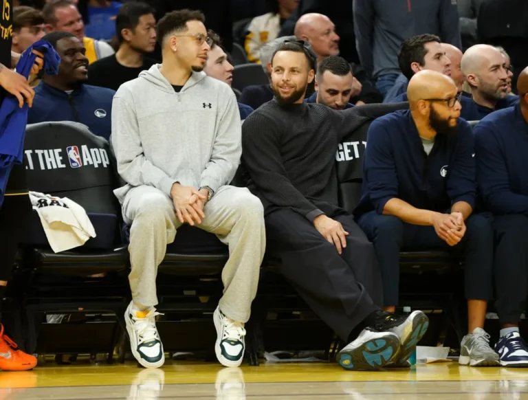 Warriors Recharge in All-Star Break for Curry, Porzingis Returns Warriors Recharge in All-Star Break for Curry, Porzingis Returns