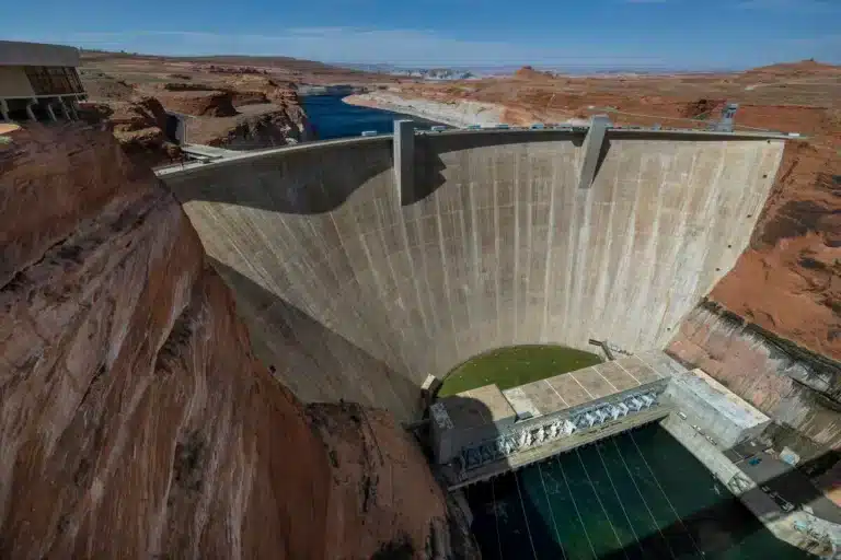 Glen Canyon Dam Nears Failure from Design Flaws and Drought Glen Canyon Dam Nears Failure from Design Flaws and Drought