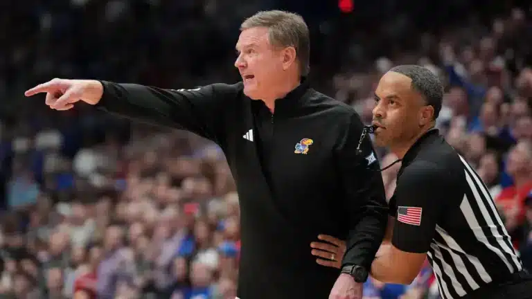 Kansas Jayhawks’ 3 Keys to Beat No. 5 Houston at Home