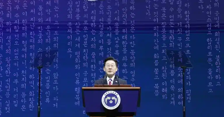 Lee Jae-myung Backs Japan Shuttle Diplomacy, Vows Northeast Asia Peace Push Lee Jae-myung Backs Japan Shuttle Diplomacy, Vows Northeast Asia Peace Push