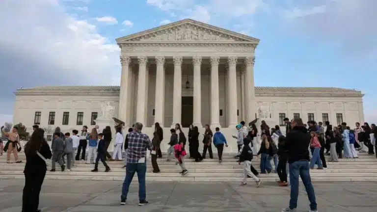 Supreme Court Blocks Redraw of Sole GOP-Held NYC District for 2026