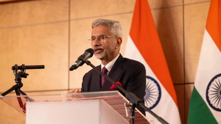 Jaishankar Convenes with Iranian FM Araghchi on West Asia Tensions