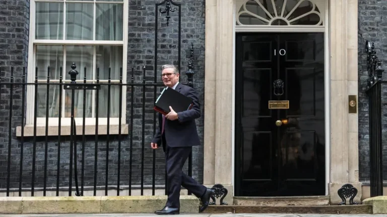 UK GDP Flat in January as Iran Conflict Spikes Energy Prices