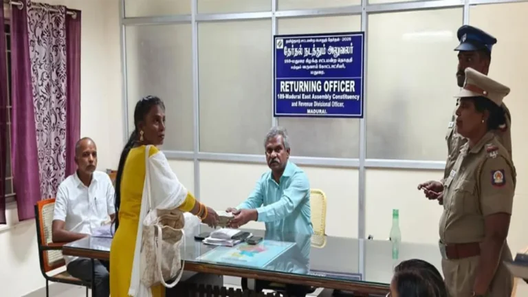 TN 2026 Polls: ₹2 Lakh Cash Seized in Madurai as MCC Enforced TN 2026 Polls: ₹2 Lakh Cash Seized in Madurai as MCC Enforced