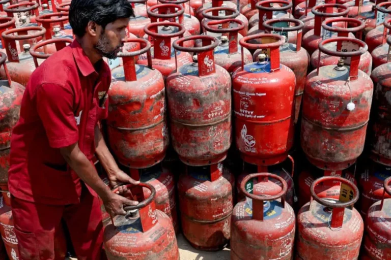 India Promotes PNG Switch in Kitchens Over LPG Amid Supply Risks