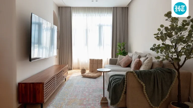 Tour 1,440 Sq Ft Singapore Condo for Indian Family of Four Tour 1,440 Sq Ft Singapore Condo for Indian Family of Four