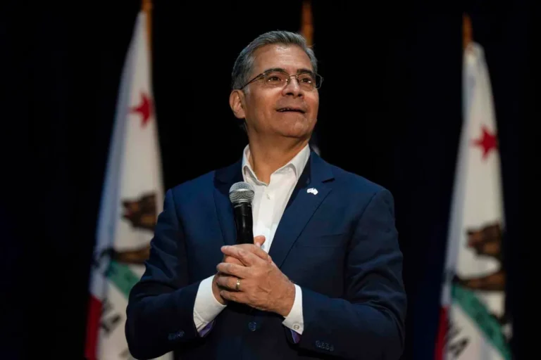 Fossil Fuel Ties Spark Debate in California Governor Race
