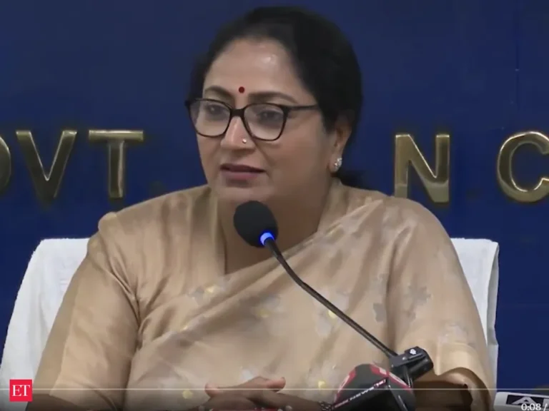 Delhi Urges Private Offices for 2-Day WFH in Fuel-Saving Campaign Delhi Urges Private Offices for 2-Day WFH in Fuel-Saving Campaign